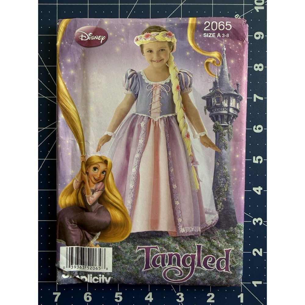 Simplicity x Disney Tangled Rapunzel Child's Costume Pattern 2065 Size 3-8 UC FF